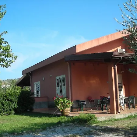 Kalamos Due Apartment Patti